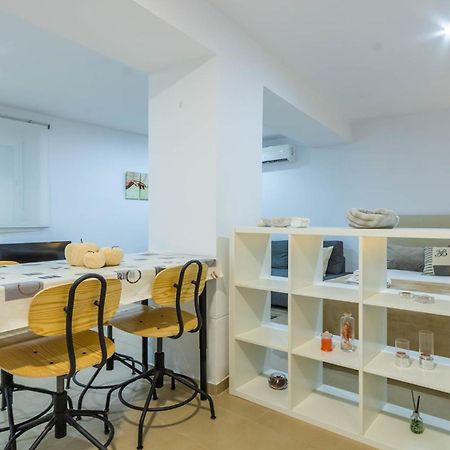 Natural Suite Sevilla Center Bagian luar foto