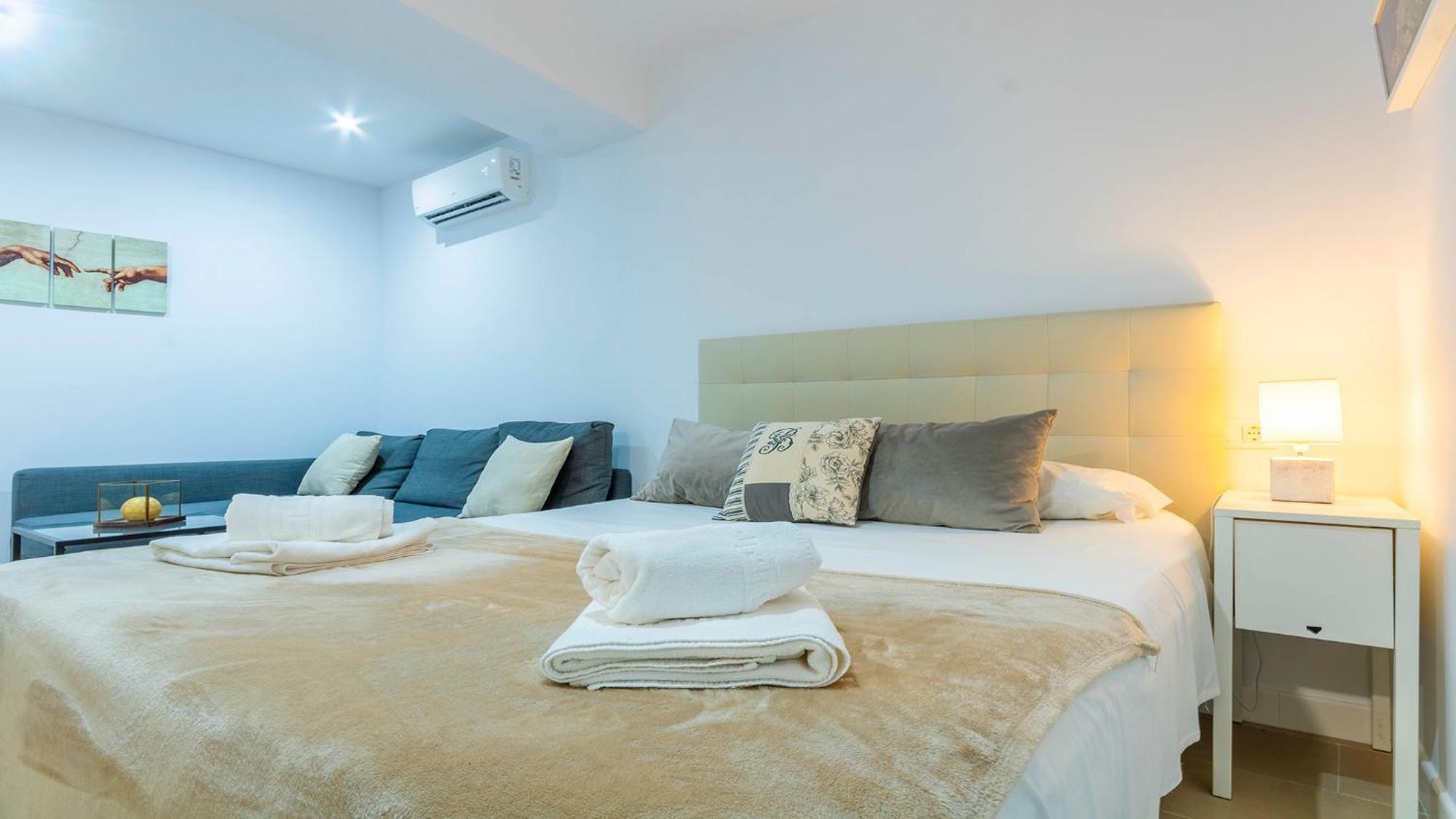 Natural Suite Sevilla Center Bagian luar foto